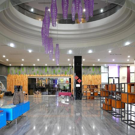 Freedom Design Hotel Luzhu Экстерьер фото