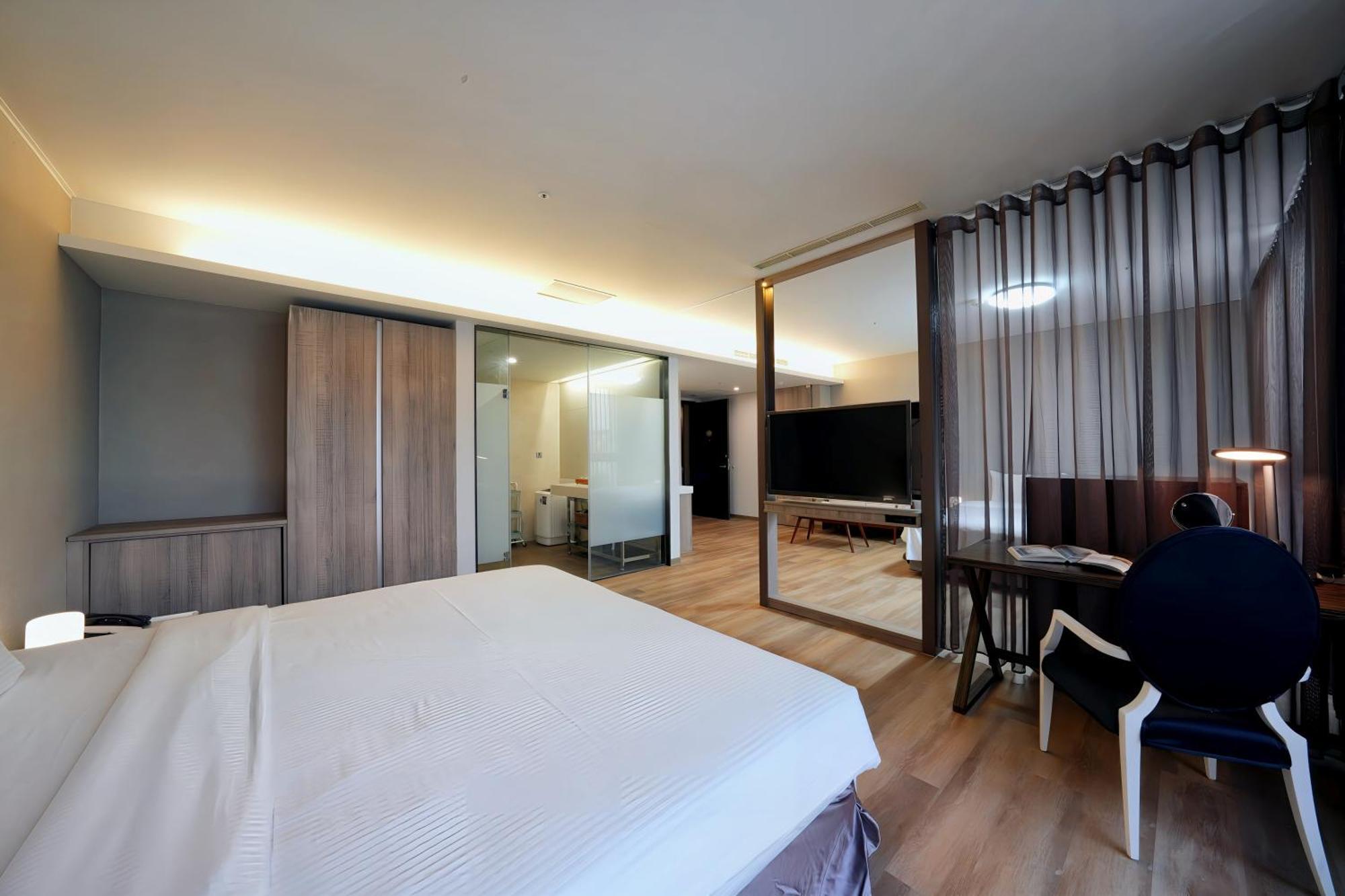 Freedom Design Hotel Luzhu Номер фото
