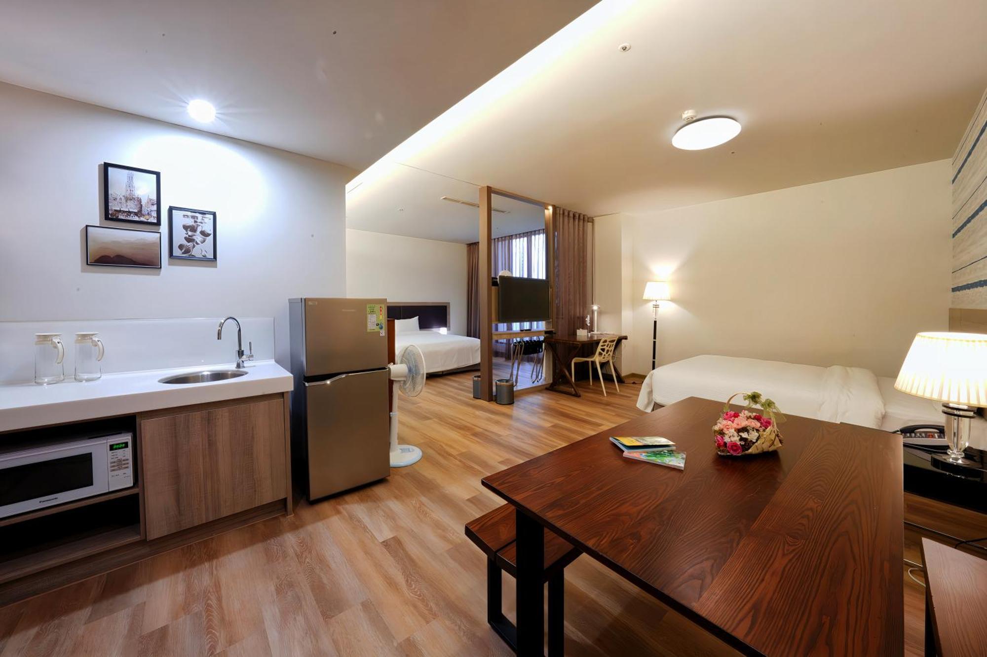 Freedom Design Hotel Luzhu Номер фото